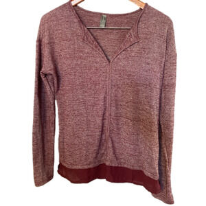 DENVER HAYES burgundy long sleeve top